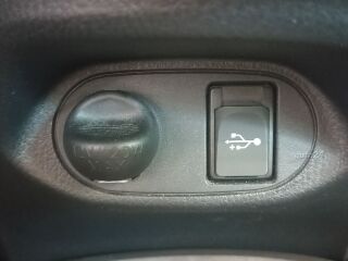 Toyota Yaris Active 82kW