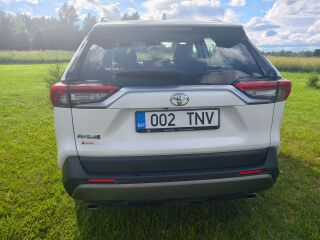 Toyota RAV4 2.0 129kW