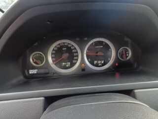 Volvo XC90 2.4 147kW