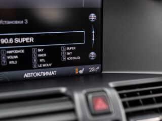 Volvo XC60 R-Design Finish Facelift 2.0 120kW
