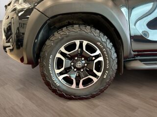 Toyota Hilux Legend 2.8 150кВ