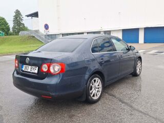 Volkswagen Jetta 1.9 TDi 77kW