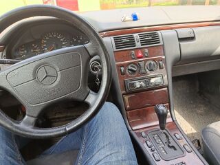 Mercedes-Benz E 290 2.9 95кВ