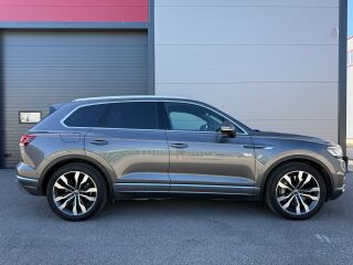 Volkswagen Touareg E-Hybrid Elegance 3.0 V6 280кВ