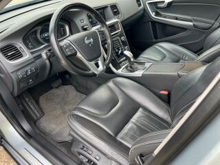 Volvo V60 Polestar SUMMUM AWD 2.4 D6 TWIN ENGINE PLUG IN HYBRID 158kW