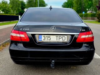 Mercedes-Benz E 200 CDi 2.1 100kW