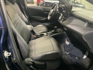 Toyota Corolla FACELIFT Executive 1.8 72kW