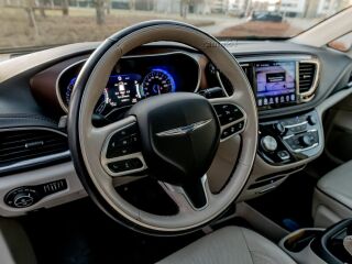 Chrysler Pacifica Limited 3.6 214kW