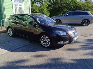 Opel Insignia Sports Tourer Turbo SW 4x4 2.0 184kW