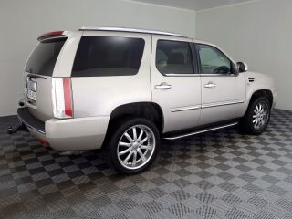 Cadillac Escalade Luxury LPG ATM 6.2 301kW