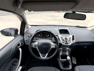 Ford Fiesta 1.6 r4 70kW