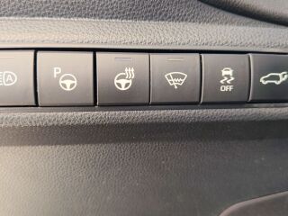 Toyota Corolla Luxury Plus 72kW