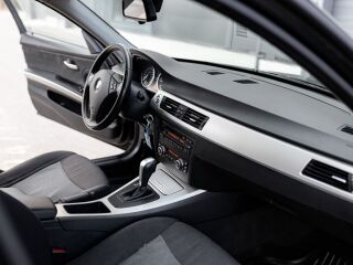 BMW 320 2.0 130kW