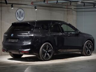 BMW iX xDrive 40 Sports Package xDrive 240kW