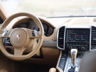 Porsche Cayenne S 4.8 V8 294кВ