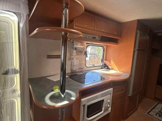 Adria UNICA C 743UK