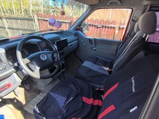 Volkswagen Caravelle 2.5 75kW