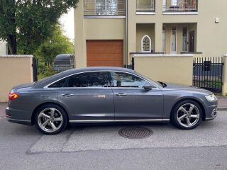 Audi A8 Long 3.0 210kW