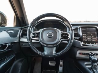 Volvo XC90 2.0 165kW