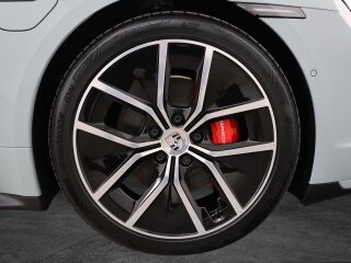 Porsche Taycan 4S 440кВ
