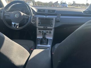 Volkswagen Passat b7 1.6 77kW