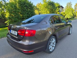 Volkswagen Jetta 1.4 90kW