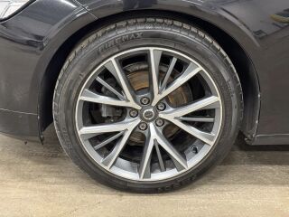 Volvo V90 D4 Momentum 2.0 D4204T14 140kW
