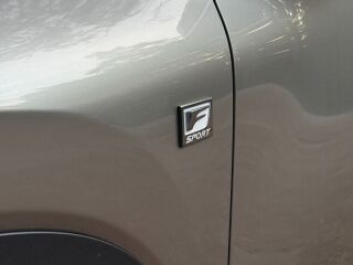Lexus NX 300h F-Sport / Hybrid 2.5 114kW