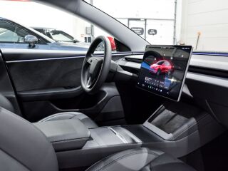 Tesla Model 3 Premium Long-range AWD 366kW