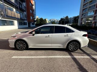 Toyota Corolla LUXURY 1.5 92kW