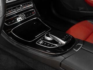 Mercedes-Benz E 220 2.0 143kW