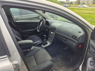Toyota Avensis Facelift 2.0 108kW