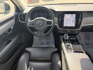Volvo V90 INSCRIPTION AWD RECHARGE HARMAN/KARDO FACELIFT 2.0 R4 T6 Twin-Engine PLUG-IN-HYBRID 257 186кВ