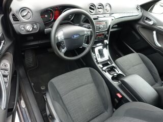Ford Galaxy Titanium EU5 2.0 R4 TDCi 120kW