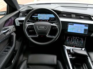 Audi e-tron S-LINE SAFETY PRO VIRTUAL+ 360 QUATTRO 55 158кВ