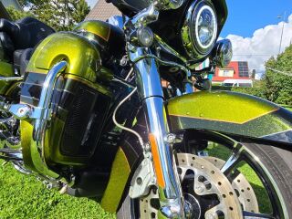 Harley-Davidson FLHTKSE CVO LIMITED V2 75kW