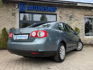 Volkswagen Jetta 1.6 75kW