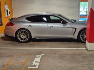 Porsche Panamera 3.0 v6 306кВ