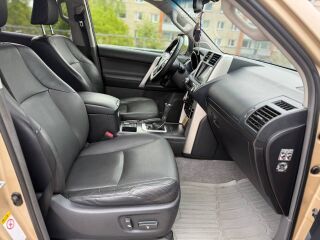 Toyota Land Cruiser 150 PREMIUM 3.0 D-4D 140kW