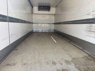 Volvo FM330 4x2 EURO6 + CARRIER SUPRA 850 + SIDE OPENING 250кВ