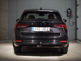 Skoda Octavia COMBI MHEV AMBITION 1.5 TSI 110кВ