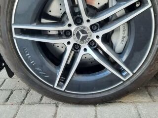 Mercedes-Benz E 300 DE 4MATIC AMG 2.0 145kW
