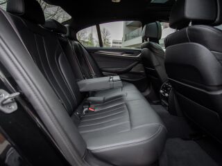 BMW 545 xDrive M-sport Shadowline 3.0 290kW