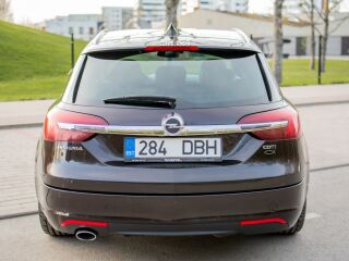 Opel Insignia Sports Tourer SW 2.0 125кВ