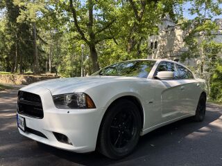 Dodge Charger 5.7 276kW