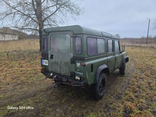Land Rover Defender 2.5 83kW