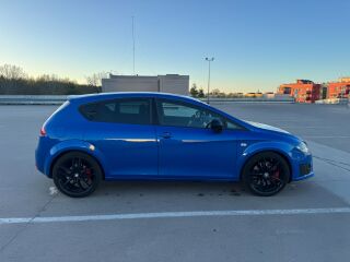 SEAT Leon Cupra R 2.0 195kW