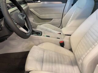Volkswagen Passat Variant Executive 2.0 TDI 110кВ