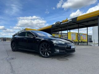 Tesla Model S 52kW