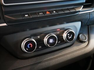 Renault Trafic E-TECH kaubik 90kW